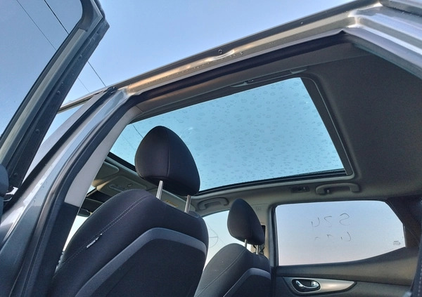 Nissan Qashqai cena 44900 przebieg: 76000, rok produkcji 2018 z Kępno małe 254